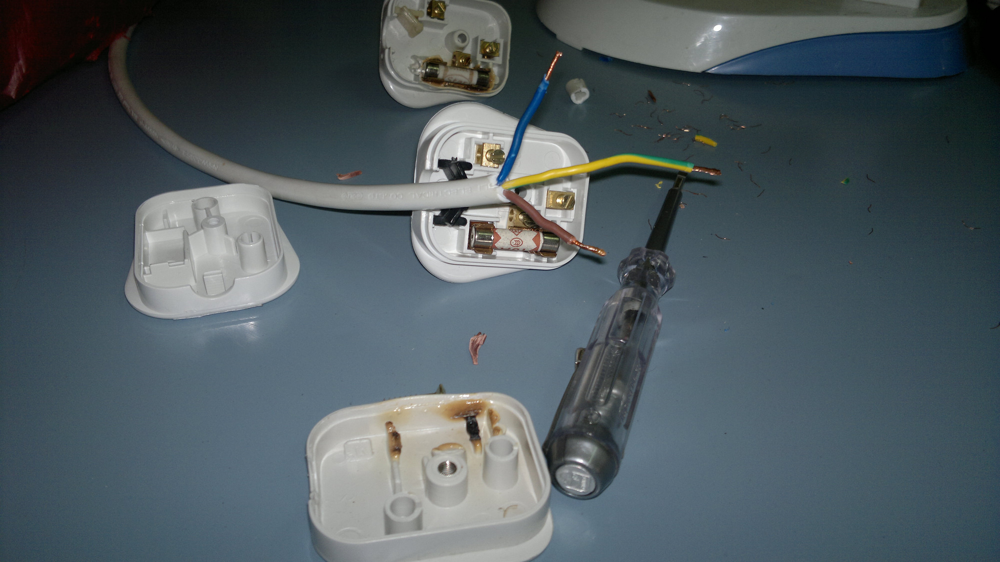 repair_plug_terbakar